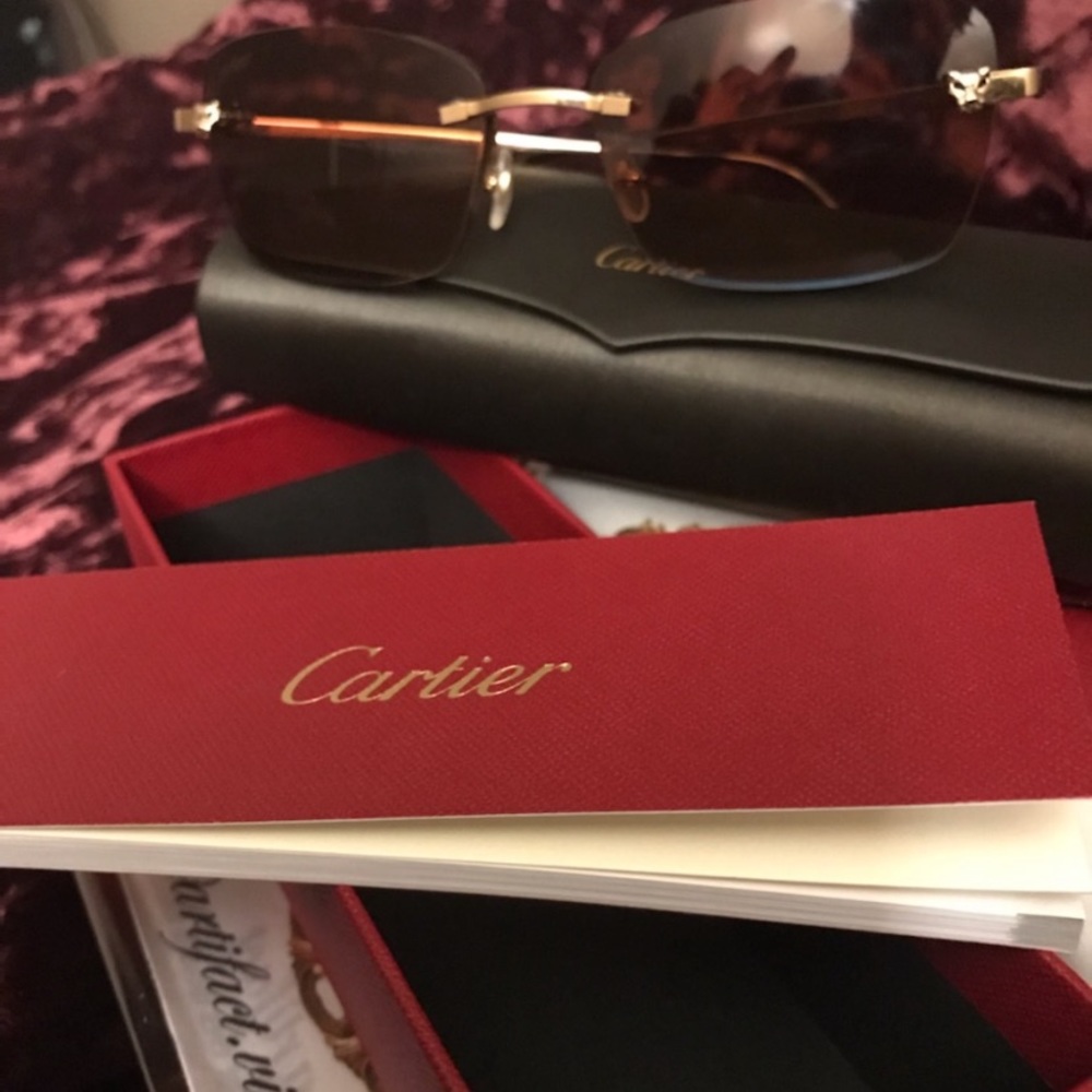 Cartier sunglasses paid$1800 no low ball offers.